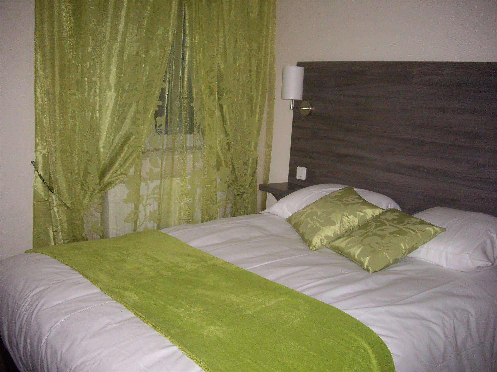 Logis-Hotel & Restaurant Le Carnot بولبيك المظهر الخارجي الصورة